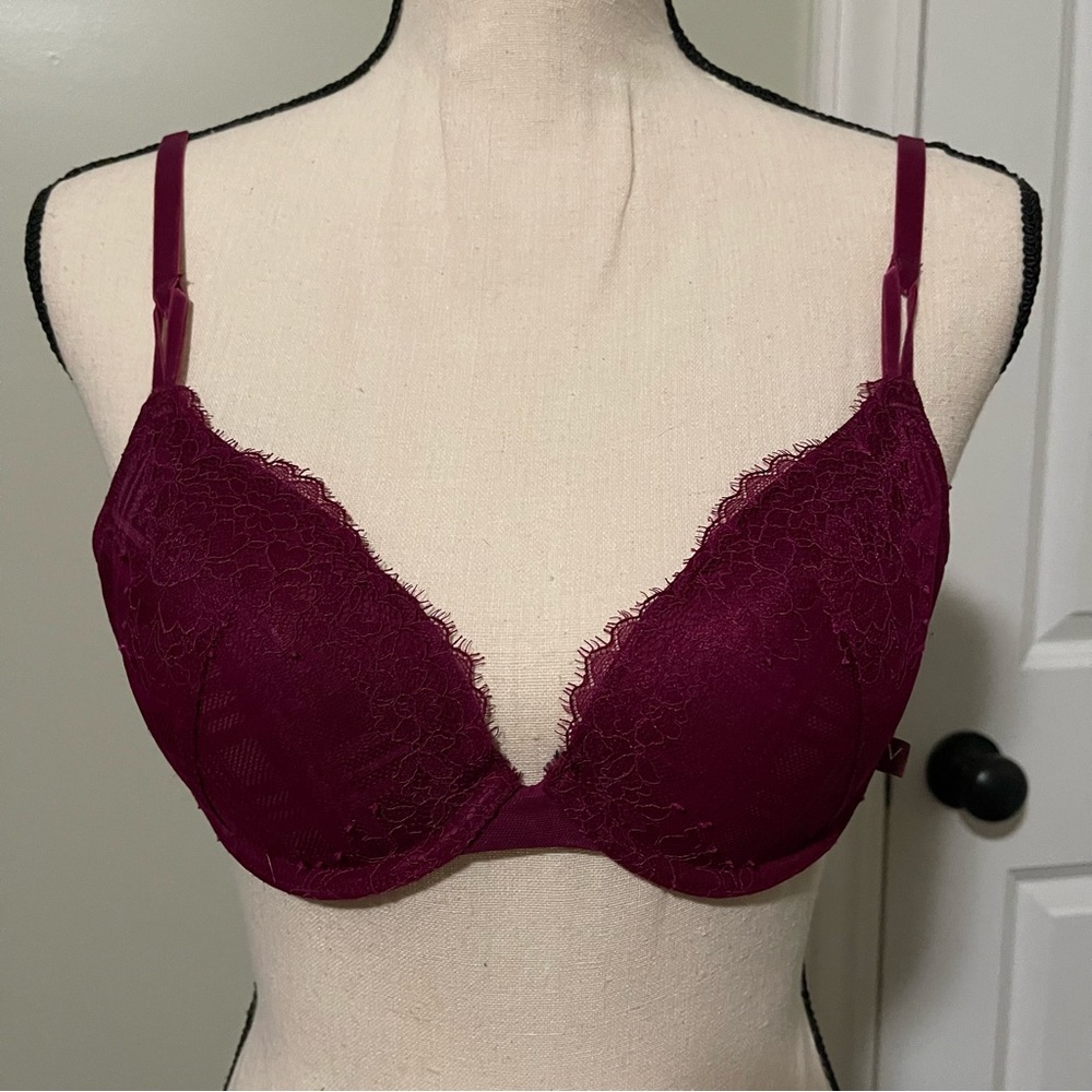 👙 VS Lined Demi Bra